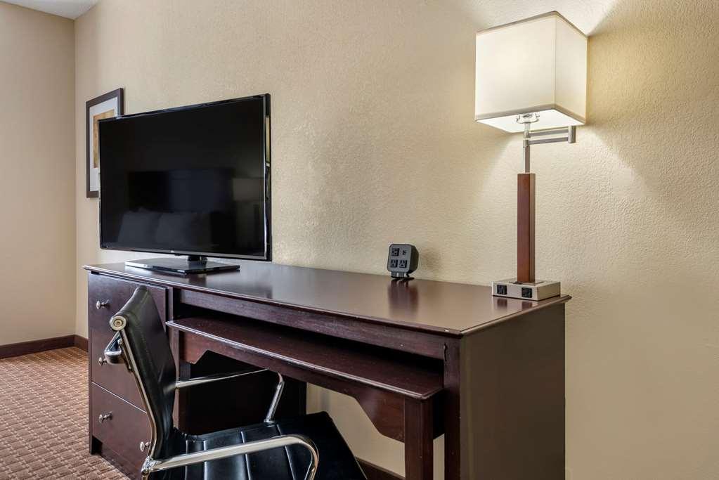 Comfort Suites Маріон Номер фото