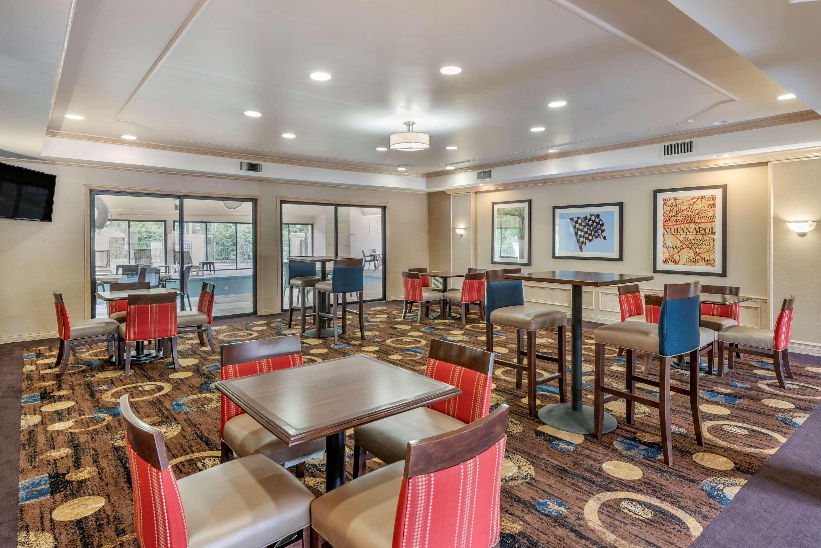 Comfort Suites Маріон Екстер'єр фото