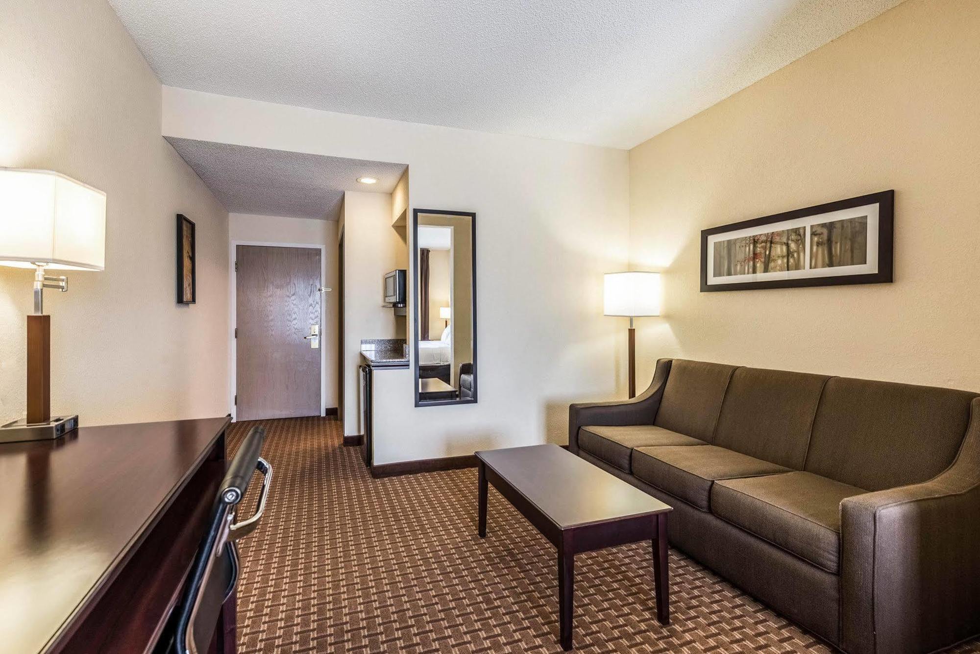 Comfort Suites Маріон Екстер'єр фото